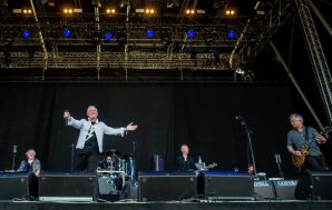 Thunder&rsquo;s Legendary &lsquo;LIVE&rsquo; Album Returns with Remastered Edition and Digital&hellip;