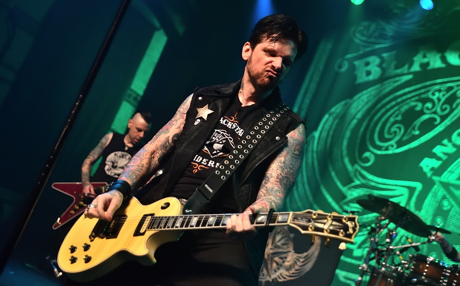 RICKY WARWICK CHATS ABOUT WHAT THE FUTURE HOLDS, THE CURRENT BLACK STAR RIDERS TOUR, THEIR LATEST ALBUM & VINYL - Your Online Magazine for Hard Rock Heavy Metal