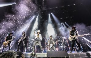 Alice Cooper – Past and Present – 02 Arena –…