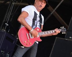 Gun (C) Sophie Lily Hextall Photography